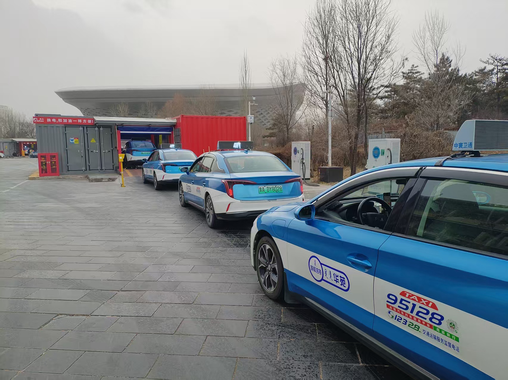 羿动科技携手红旗：创新换电模式，引领出租车绿色转型